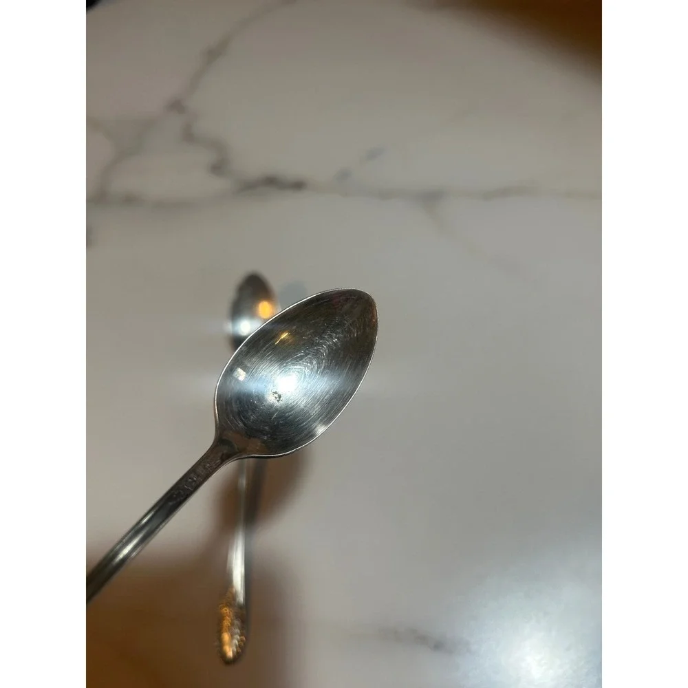 Rogers & Bro Daybreak Silver Plate Iced Tea Spoons Set of 2 Vintage 7.5 Inch